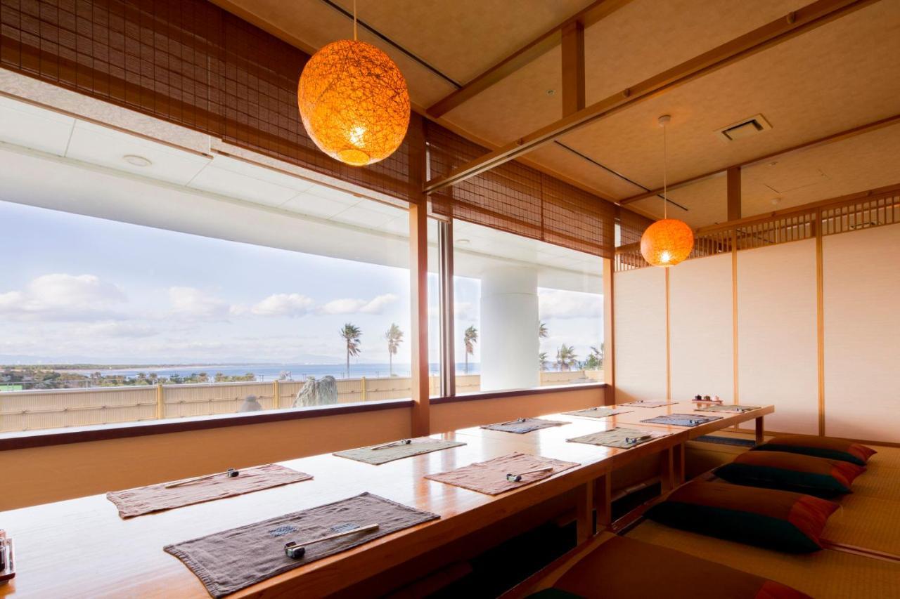 Ana Holiday Inn Resort Miyazaki By Ihg Exterior photo