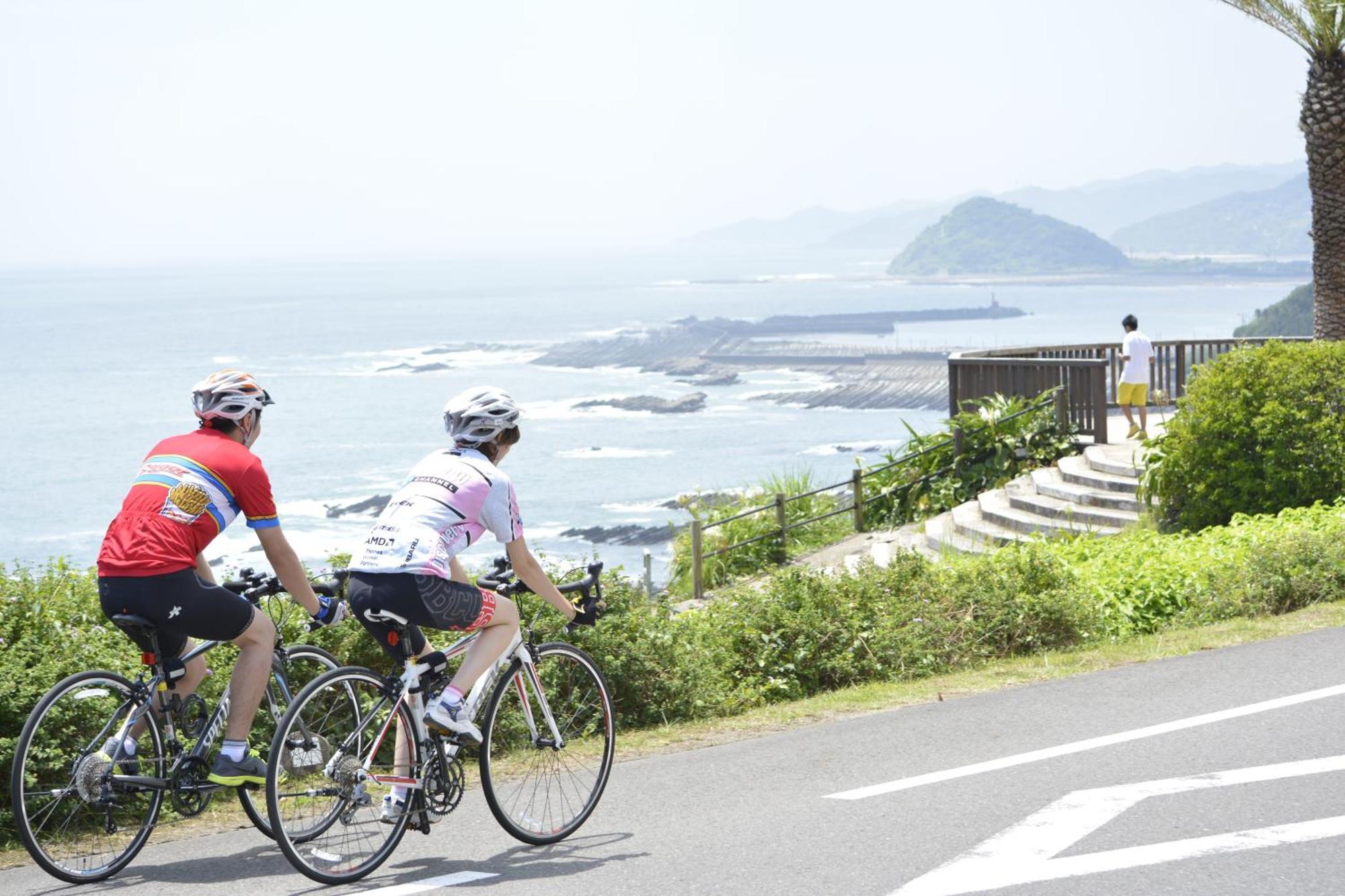 Ana Holiday Inn Resort Miyazaki By Ihg Exterior photo